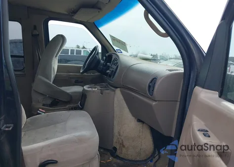 2002 Ford E-150 Commercial/Recreational from USA, damaged, VIN 1FDRE142X2HB22861